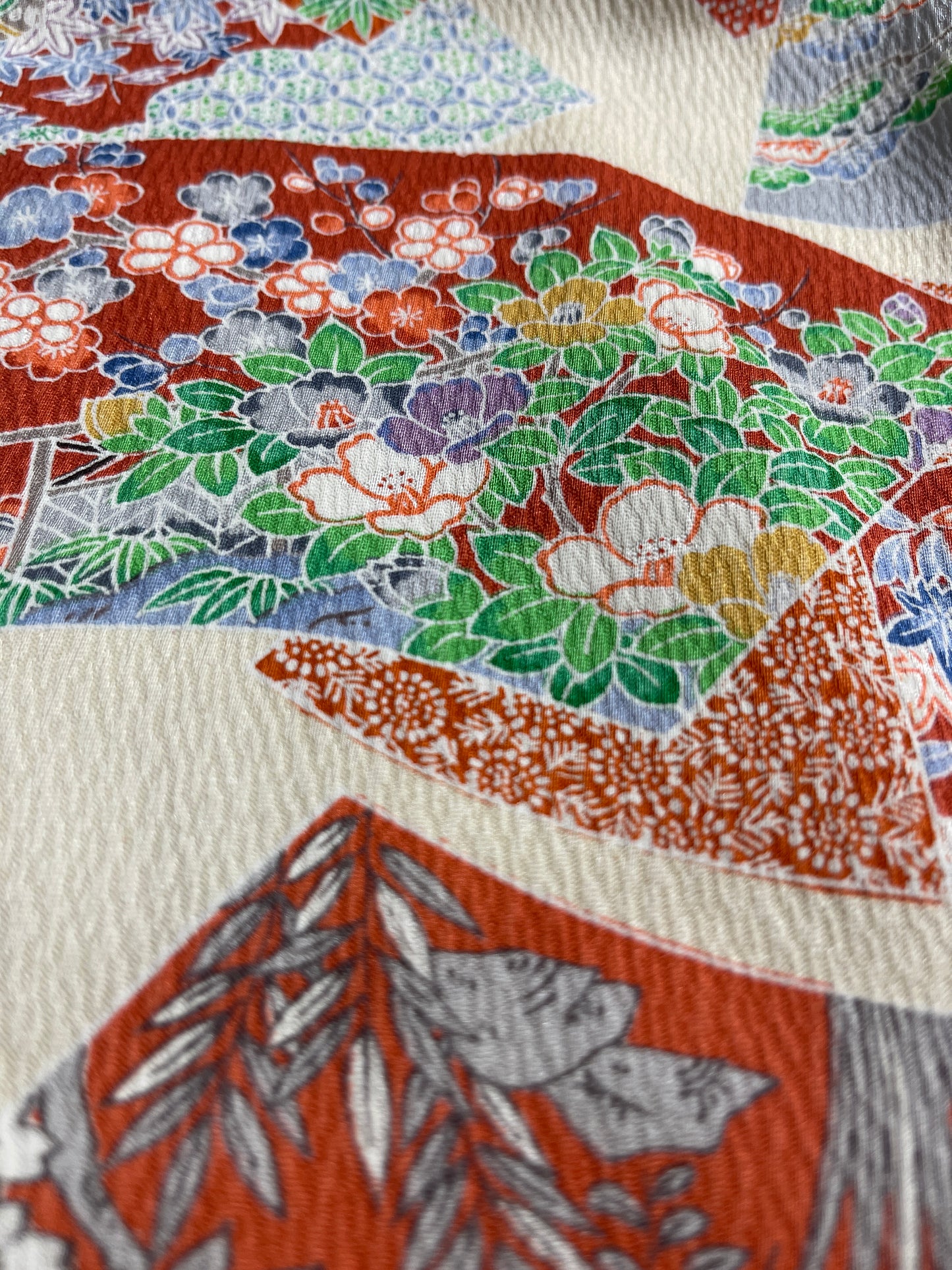 Shāl Hime – شال هيمه من KIMONO Handcrafted Japanese Kimono Shawl – One of a Kind