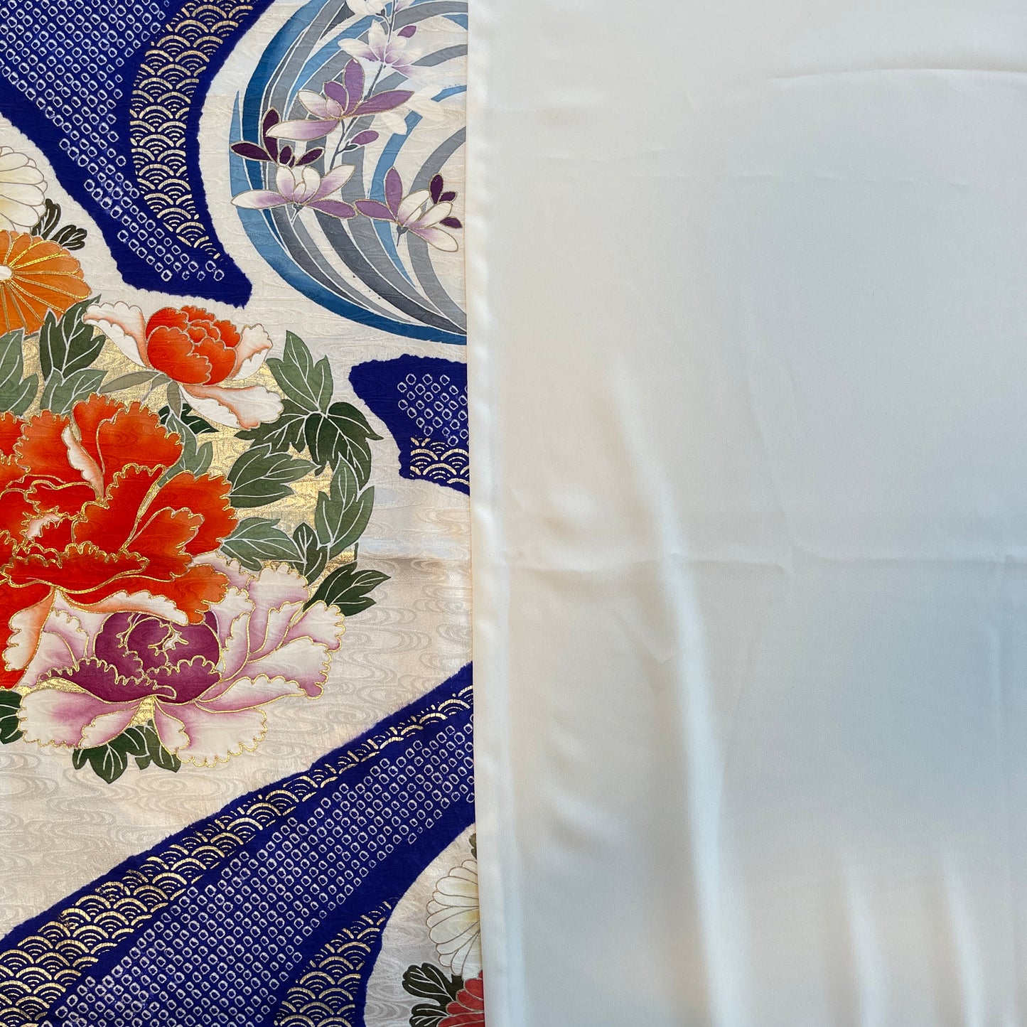 イスラム圏へのお土産に最適【本物の着物生地使用・一点もの】姫ヒジャブ – 和の美をまとうサステナブルな特別なヒジャブ