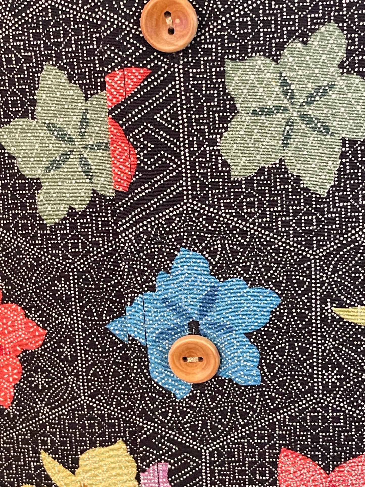 【着物メンズシャツ】彩りのあるアロハを