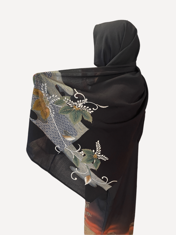 イスラム教徒に喜ばれる高貴な桐の紋様の着物ヒジャブ　