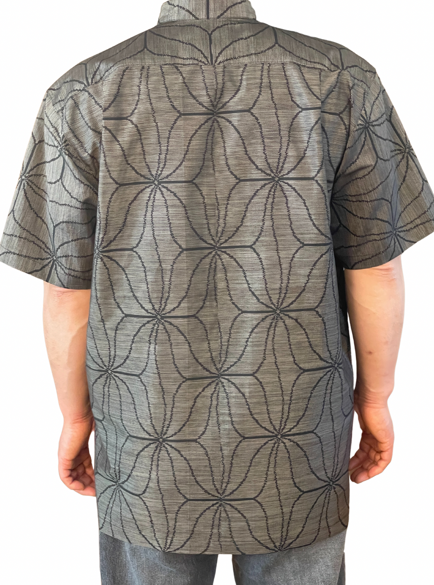 [قميص الرجال الذي يحتوي على قطعة واحدة فقط في العالم] أرقى قميص أوشيما تسوموجي عتيقة يرث الطراز الياباني